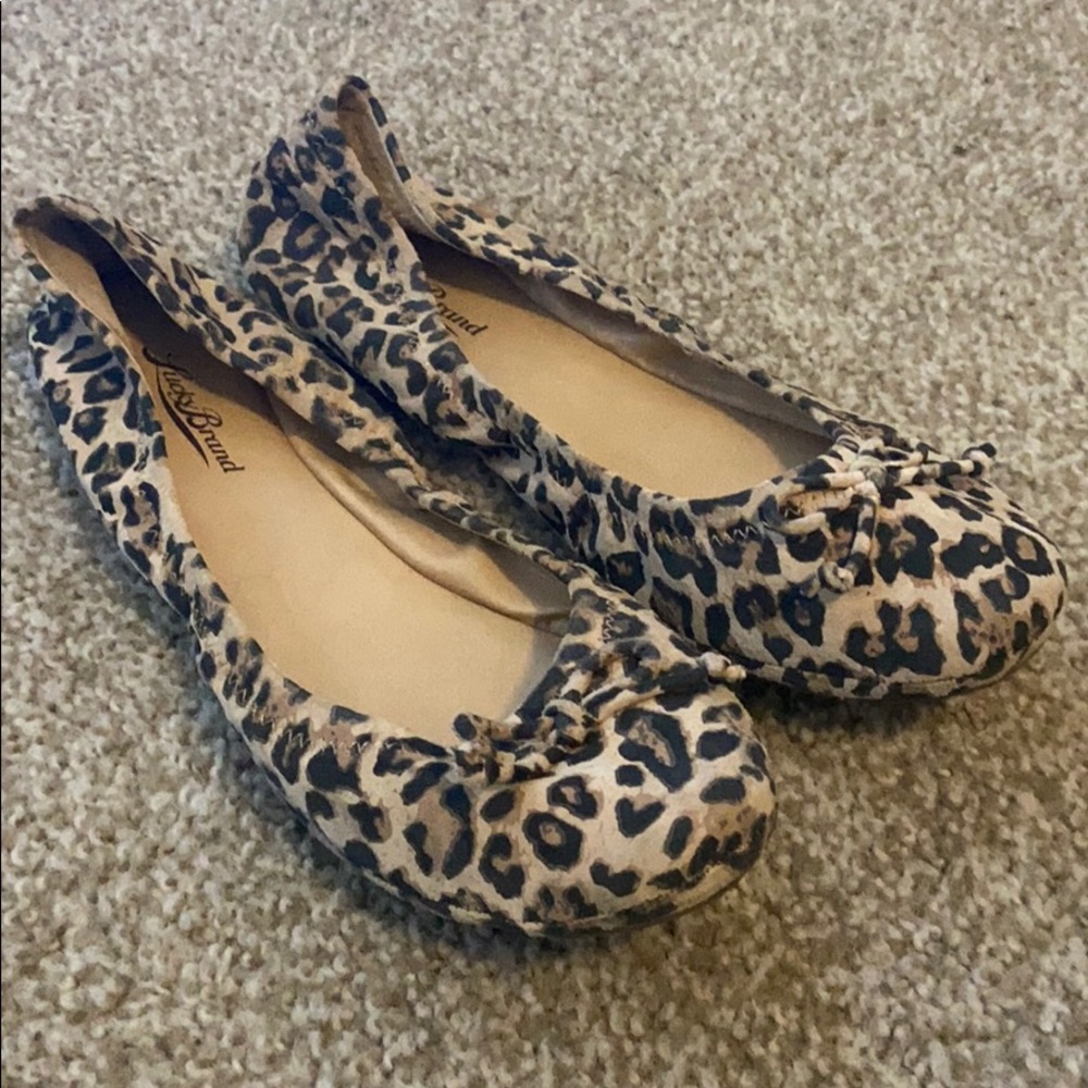 Leopard Flats